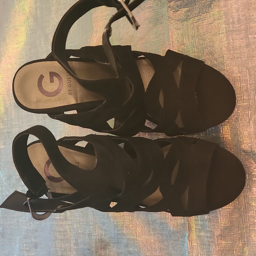 Nwob guess suede wedge size 6.5 - Picture 2 of 6